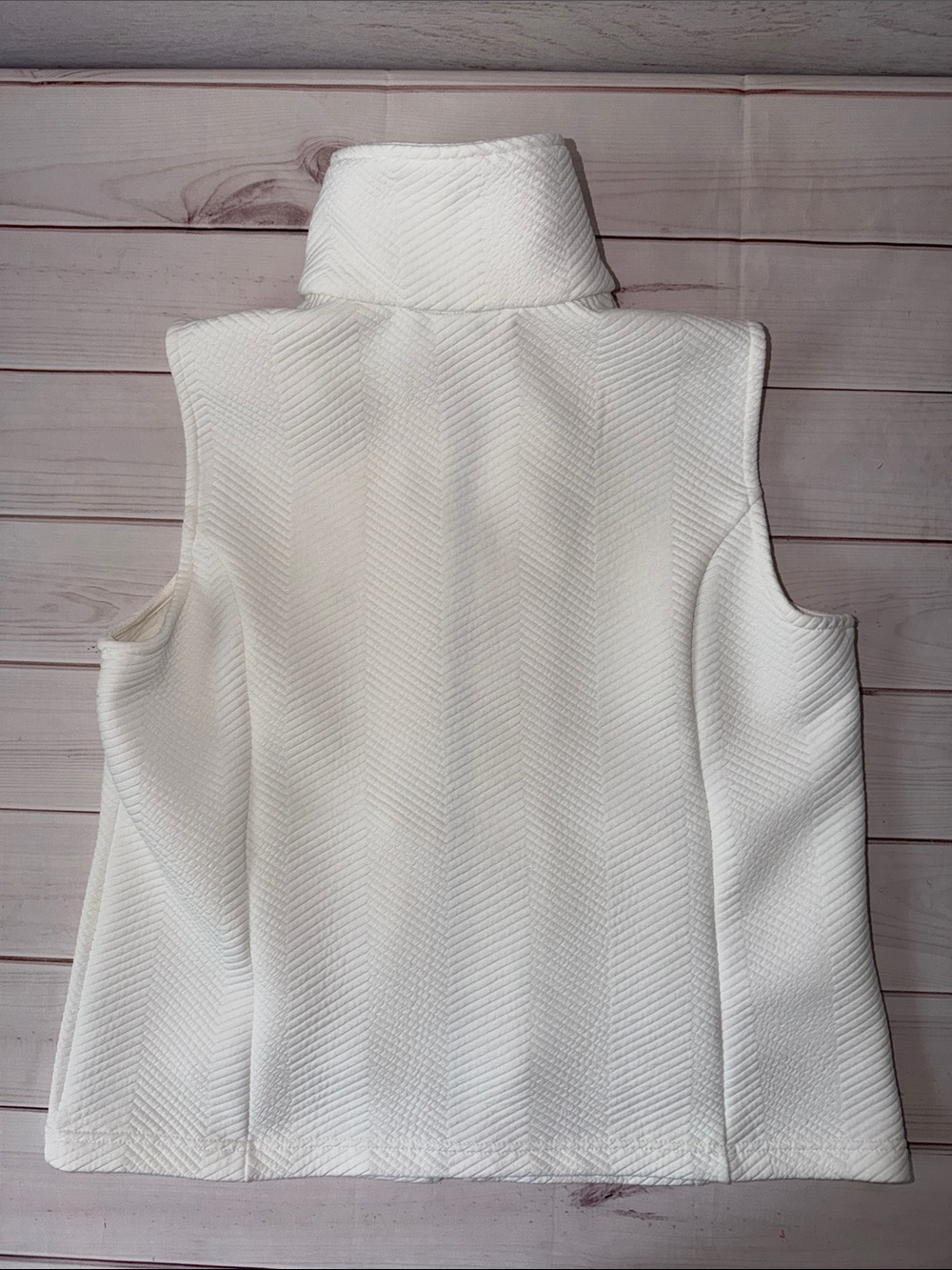 Cathy Daniels White Quilted Sleeveless Zip Vest with Black Trim Size Large - Picture 2 of 5